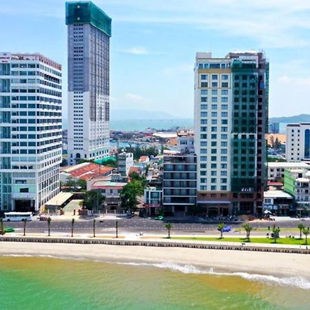 Huong Viet Hotel Quy Nhon - Beachfront Exterior photo